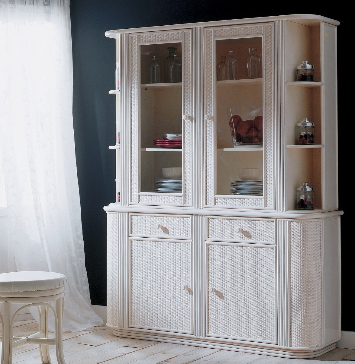 Armoire 2 portes miroir et 2 tiroirs en rotin - Brin d'Ouest