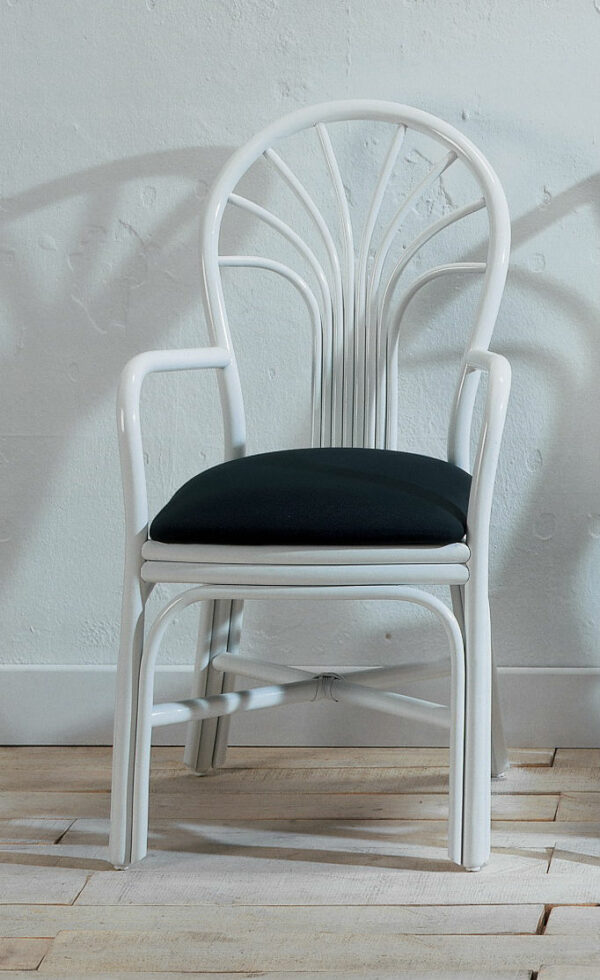 Chaise avec accoudoirs en rotin haut de gamme - Brin d'Ouest
