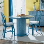 Table ronde bleue en rotin avec allonges