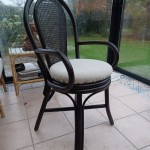 Chaise rotin et cannage avec accoudoirs couleur wengé