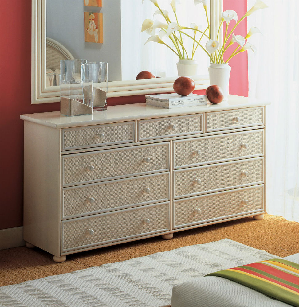 Commode 9 tiroirs en rotin Brin d Ouest Commode 9 tiroirs en rotin Brin d Ouest
