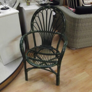 fauteuil en rotin vintage vert