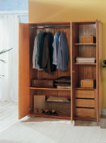 armoire penderie en rotin