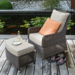 Fauteuil et pouf de jardin en résine tressée avec coussin