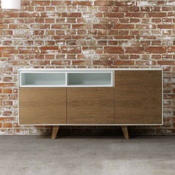 Buffet scandinave avec niches