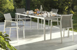 table et chaises extérieur aluminium et textilene