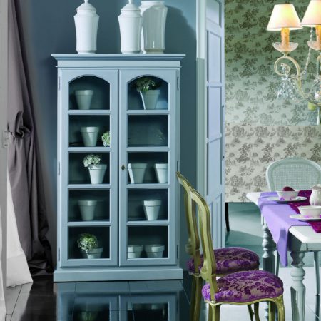 Meuble vitrine gris en pin