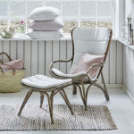 Fauteuil en rotin Monet avec coussin et repose pied