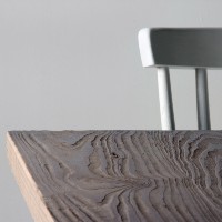 Table rectangulaire plateau en bois vieilli
