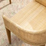 Fauteuil de table avec assise en éclisse de rotin