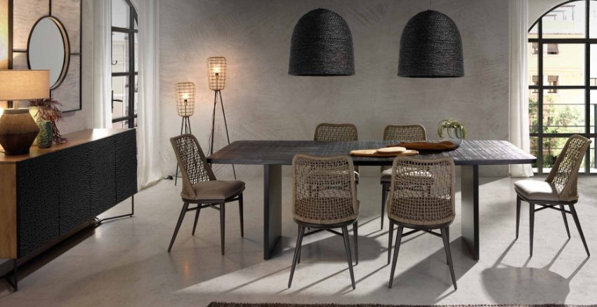 Chaises de salle à manger design pieds métal et table en bois