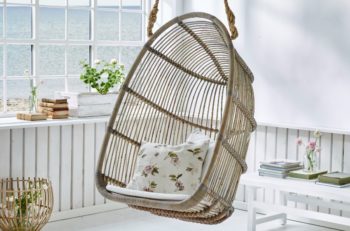 Fauteuil suspendu en rotin détente Sika Design