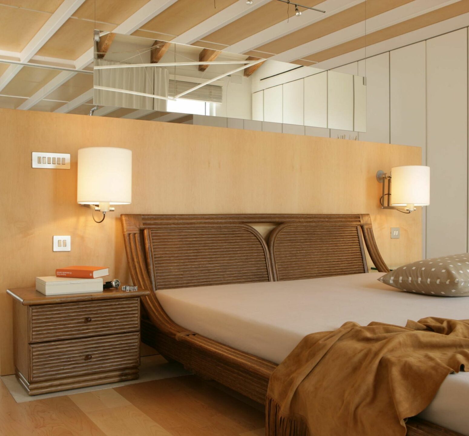 Lit en rotin double haut de gamme