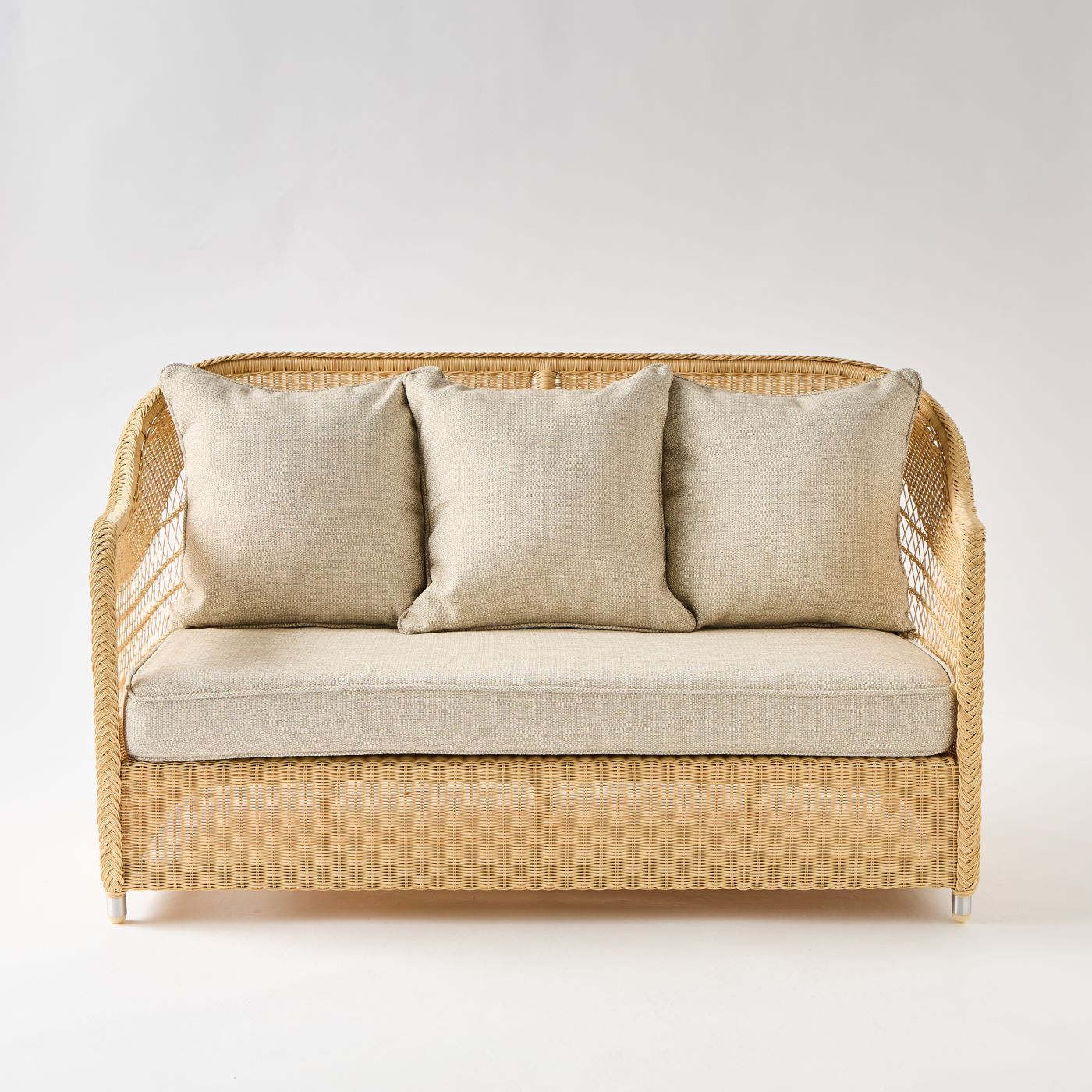 canape de salon de jardin 2 places biarritz en rotin tresse Grand canapé 2 places en résine avec tissus gris