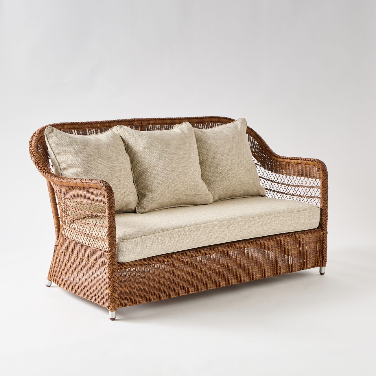 canape de jardin 2 places en rotin tresse chataigne Canapé Biarritz 2 places couleur châtaigne