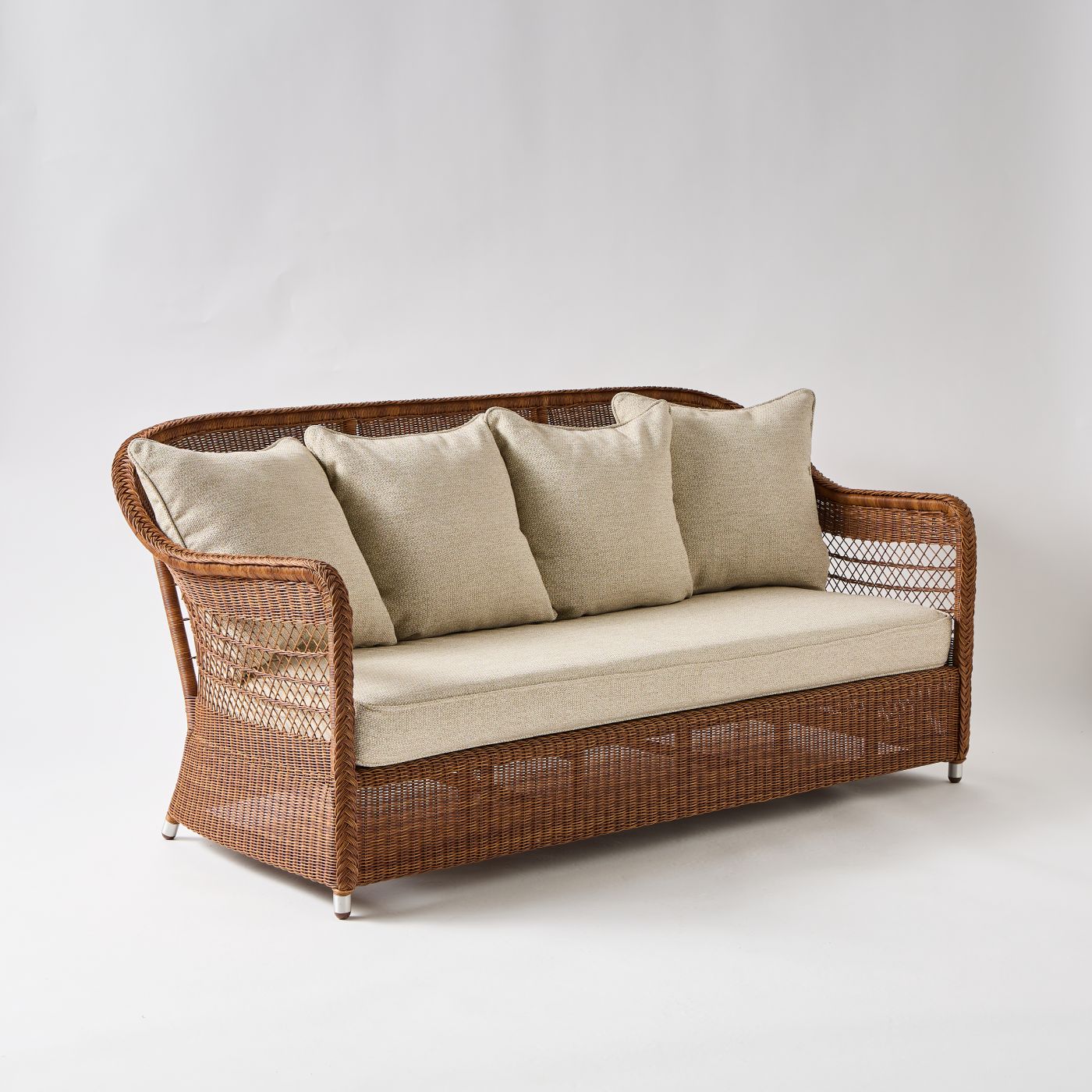 canape de jardin 3 places marron coussins gris Canapé de salon de jardin Biarritz 3 places avec tissu gris