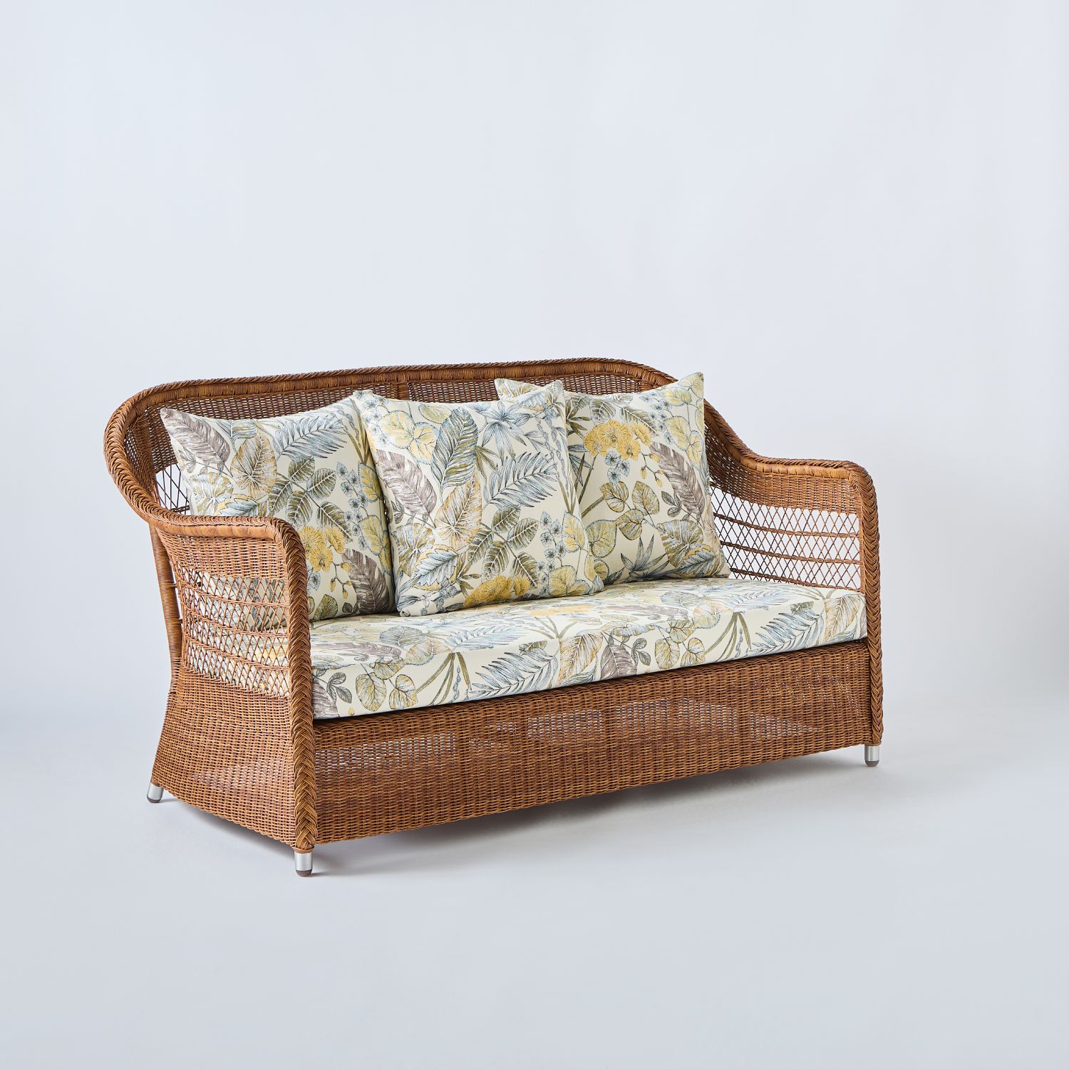 canape de salon de jardin en rotin tresse 2 places Canapé extérieur 2 places marron avec coussins