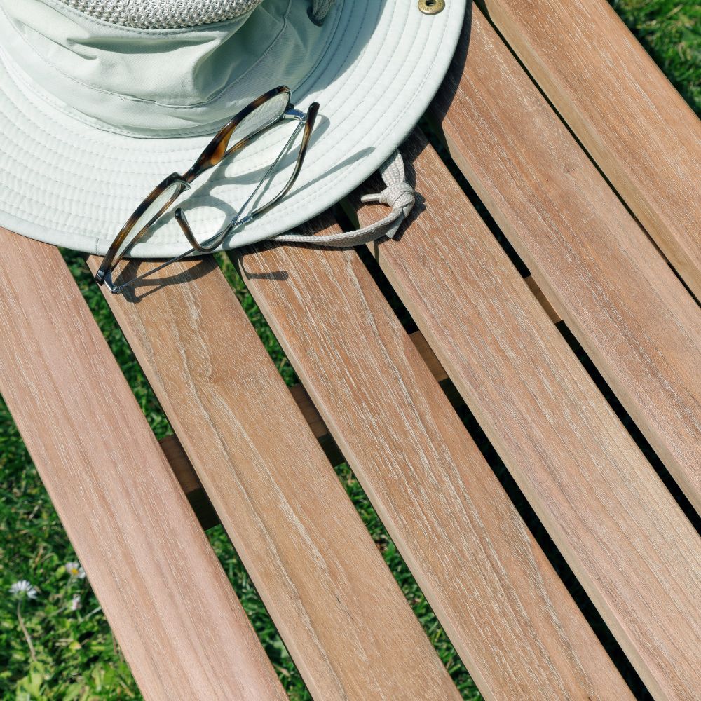 Banc de jardin en teck avec chapeau