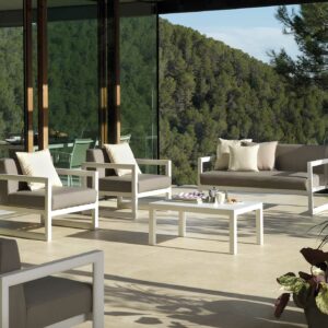 Salon complet en aluminium blanc avec coussins