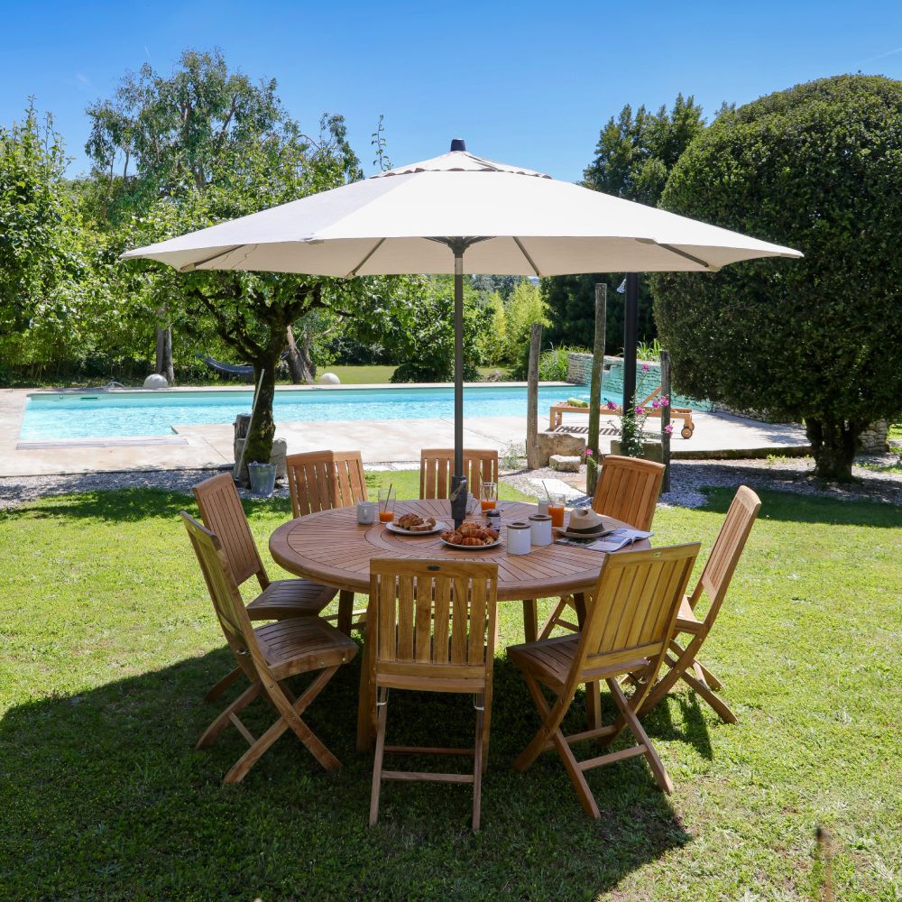 table jardin en teck ronde plateau central tournant Table de salon de jardin en teck ronde avec parasol