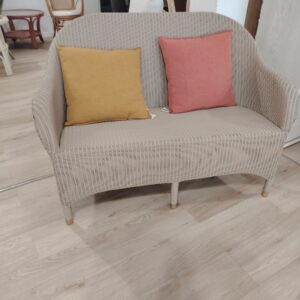 Canapé 2 personnes Lloyd loom en promotion