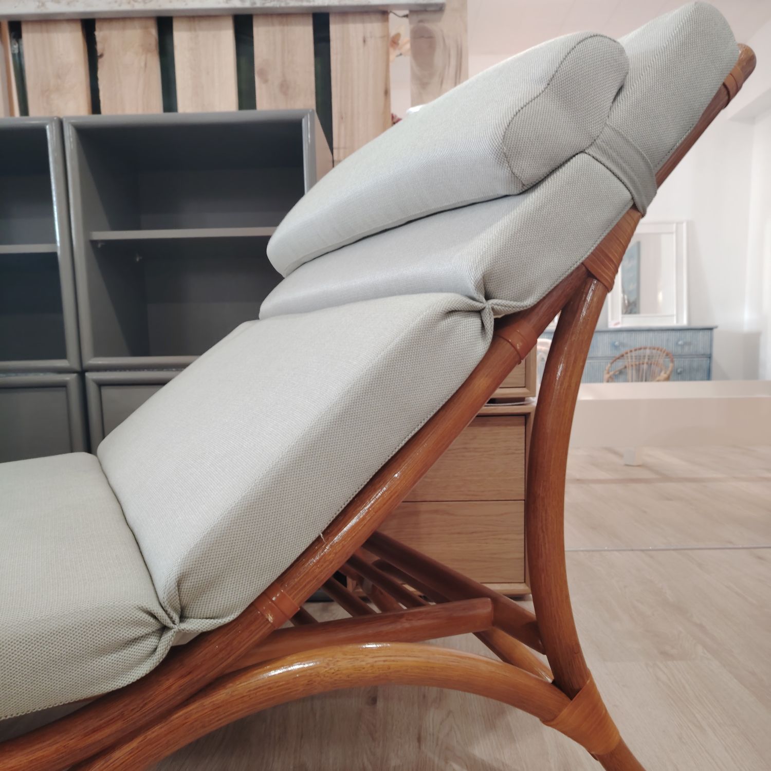 Déstockage méridienne en rotin