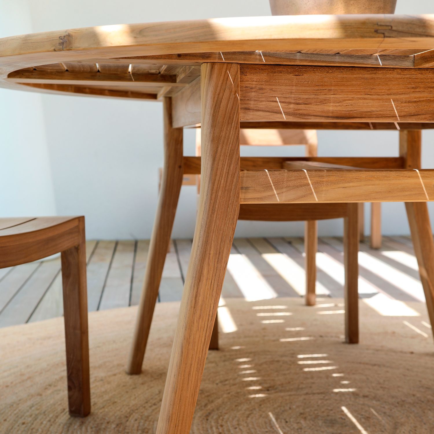 Table repas extérieur en teck massif 150 cm